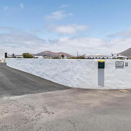 Lägenhet Casa Majina